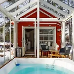 Nordic Spa&sauna Retreat Chalet Vantaa