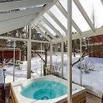 Chalet Nordic Spa&sauna Retreat Vantaa