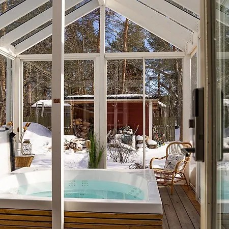 Nordic Spa&sauna Retreat *