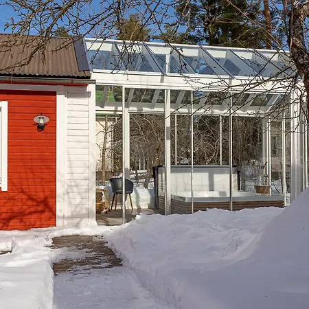 Chalet Nordic Spa&sauna Retreat Vantaa